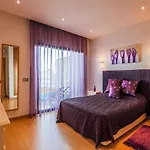 Villa V3, Jardins Branqueira6 Near Beach, *