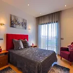 Villa V3, Jardins Branqueira6 Near Beach,
