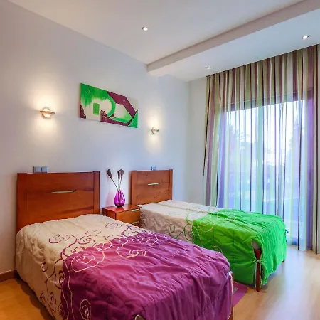 Villa V3, Jardins Branqueira6 Near Beach, Albufeira