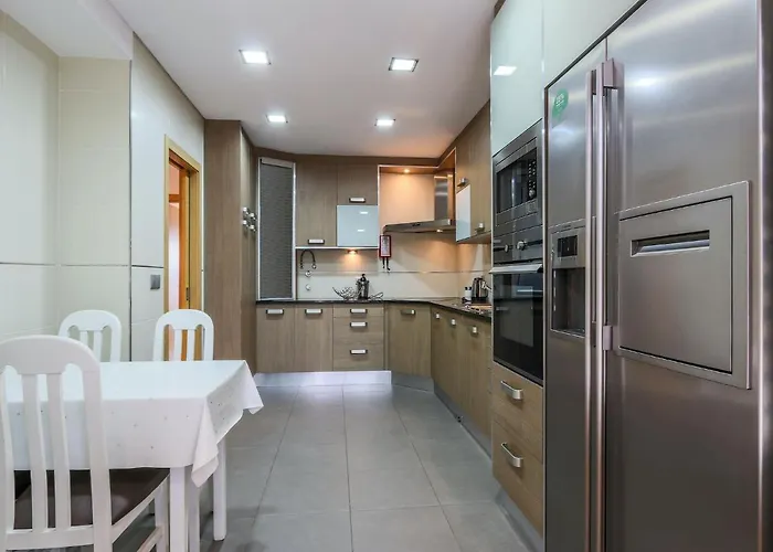 V3, Jardins Branqueira6 Near Beach,