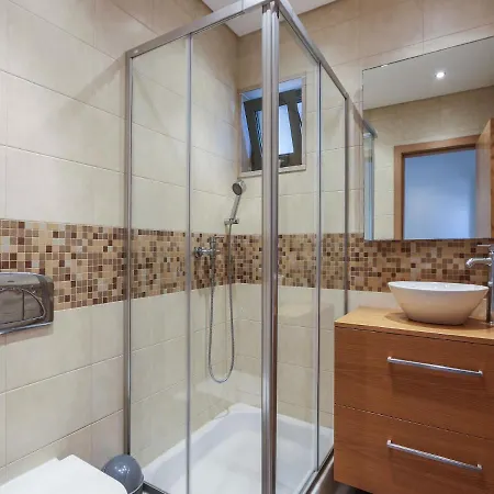 V3, Jardins Branqueira6 Near Beach, Villa